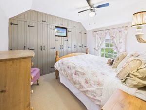 Bedroom- click for photo gallery